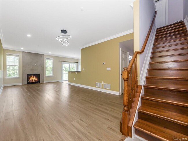 Foto del edificio - 1115 Balsam Dr