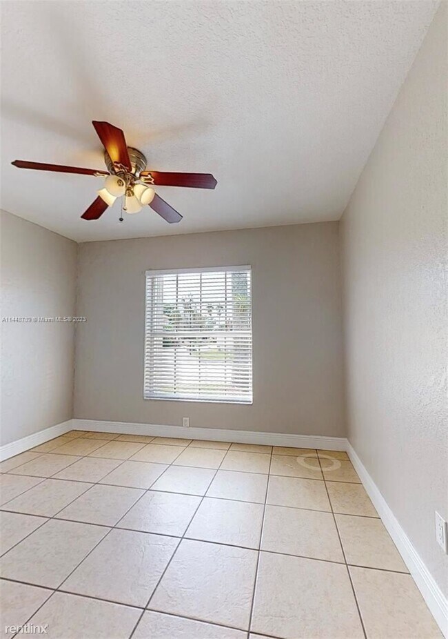 Building Photo - 3 br, 2 bath House - 14001 Oak Ridge Dr