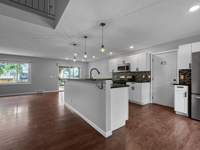 Foto del edificio - 2814 Woodridge Ln