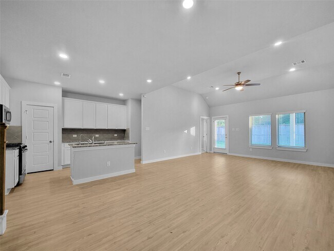 Foto del edificio - 21928 Juniper Crossing Dr