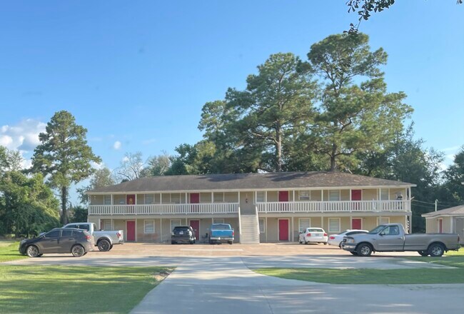 120 Matthews Lane - 120 Matthews Ln