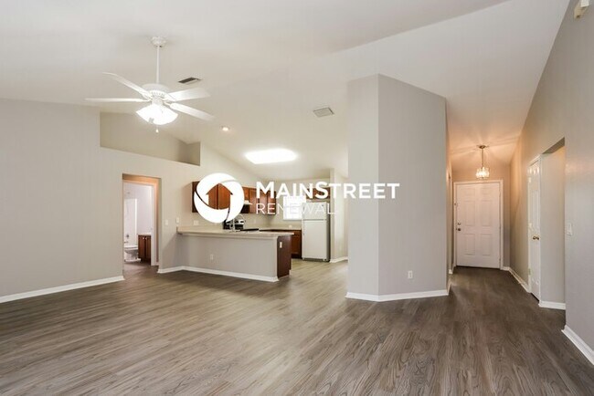 Building Photo - 3 Bedroom Pet-Friendly Home in North Port,...