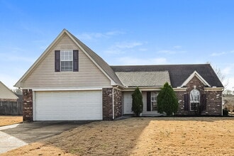 Building Photo - 13231 Braybourne Pkwy