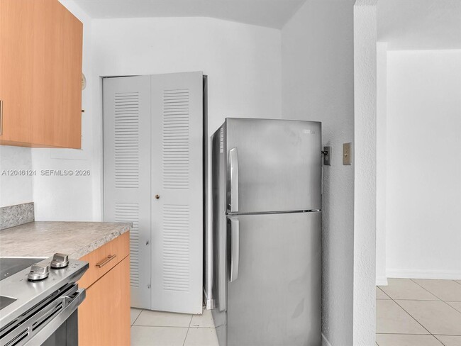Foto del edificio - 5801 NW 113th Terrace