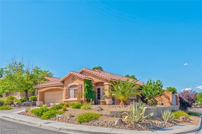 Foto del edificio - 10600 Royal Willow Pl