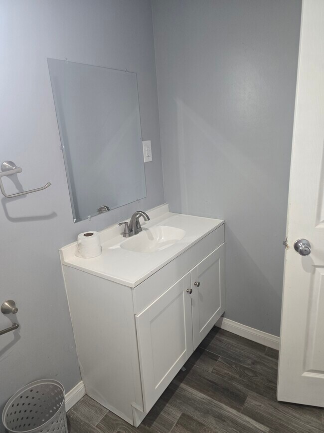 Foto del edificio - 505 Harding Ave