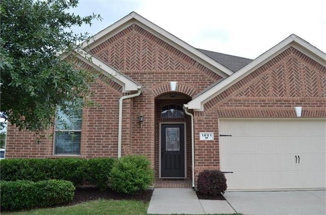 Foto del edificio - 1601 Mockingbird Dr