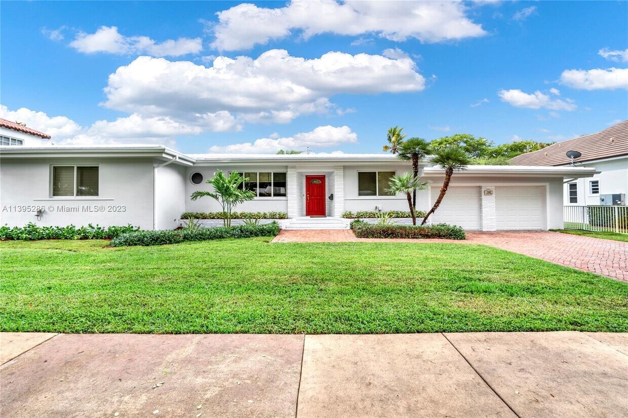 1540 Catalonia Ave, Coral Gables, FL 33134 House Rental in Coral