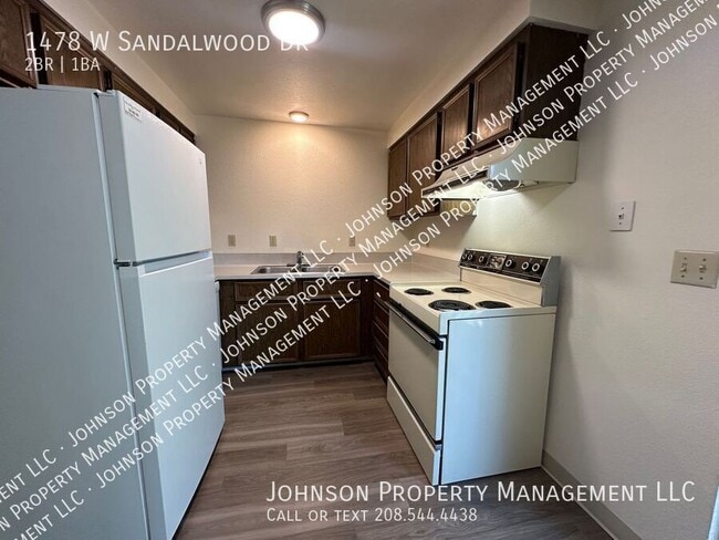 Building Photo - 1478 W Sandalwood Dr