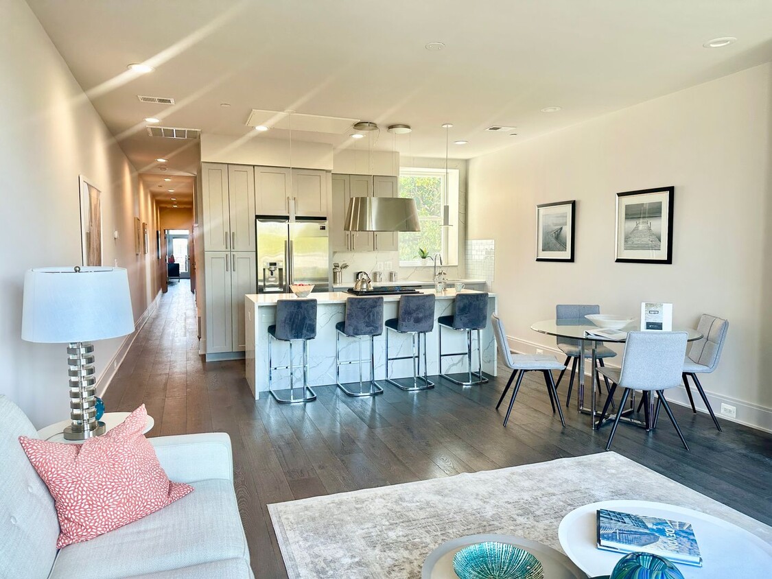 2 Bedroom 2.5 Bathroom Penthouse with Park... - 2 Bedroom 2.5 Bathroom Penthouse with Park...