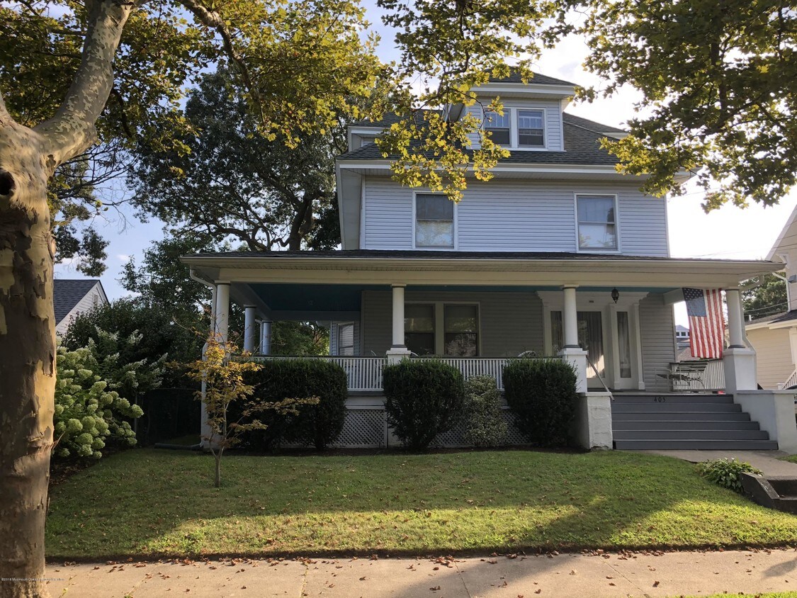 Primary Photo - 405 Evergreen Ave