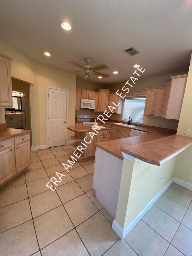 Foto del edificio - In Ground Pool!