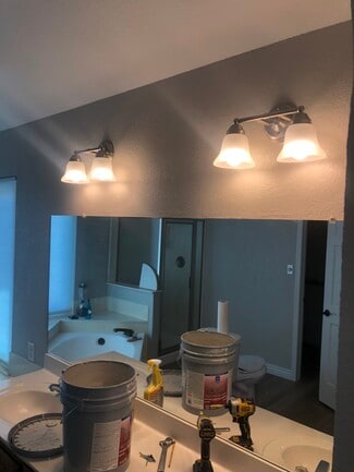 Building Photo - 149 S La Arboleta St