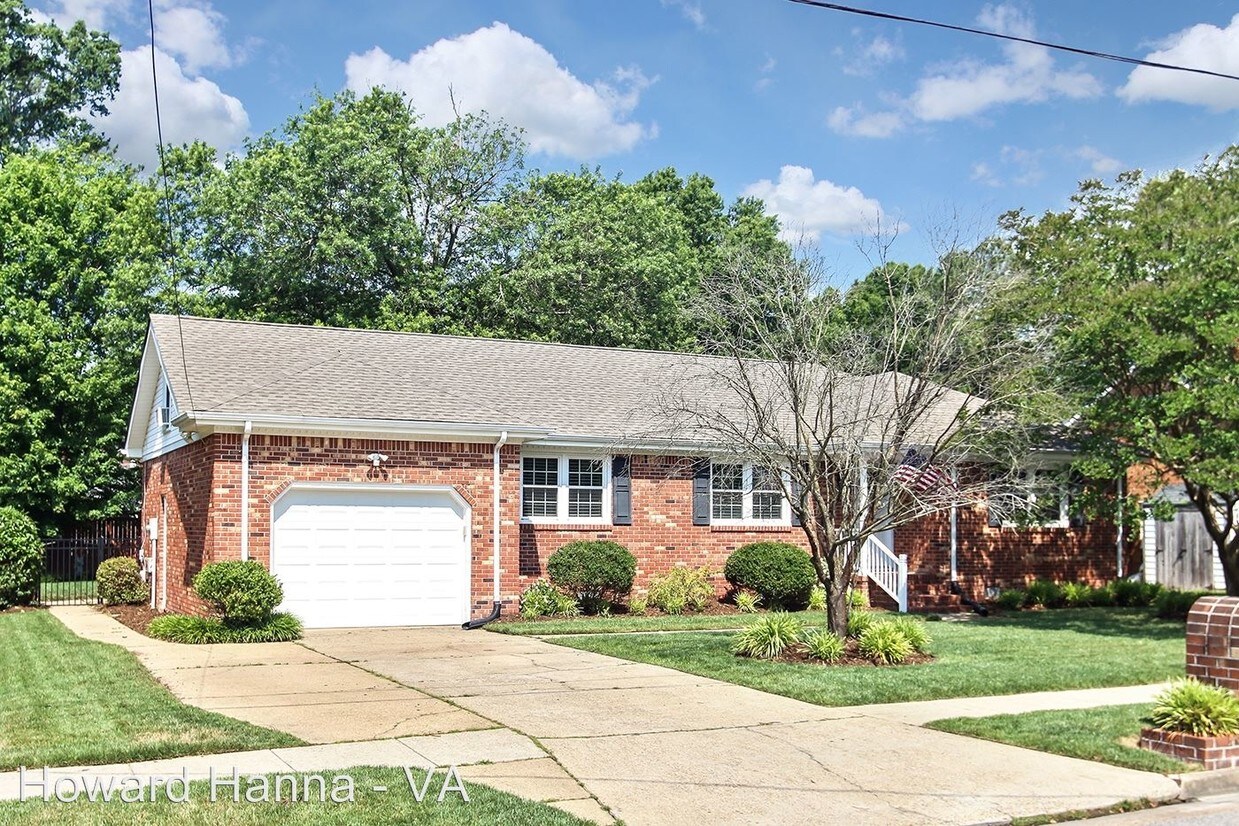 Primary Photo - 4 br, 2 bath House - 561 Woodstock Road