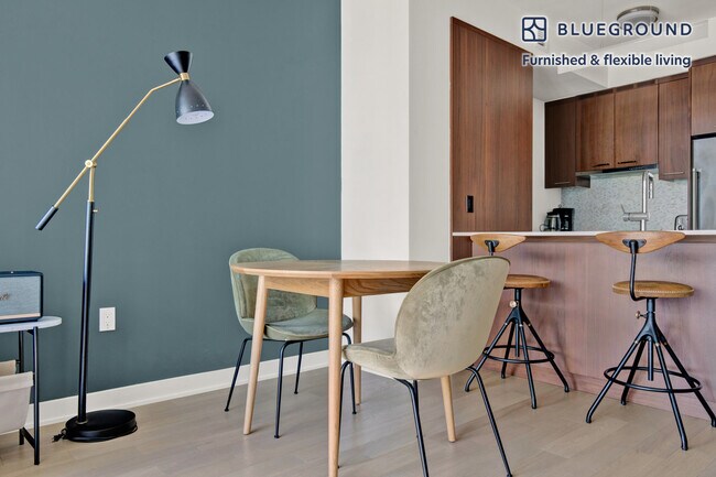 Building Photo - 28 K St SE