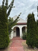 Building Photo - 626 Highland Ave