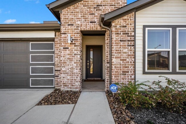 Building Photo - 12120 Bear River Dr