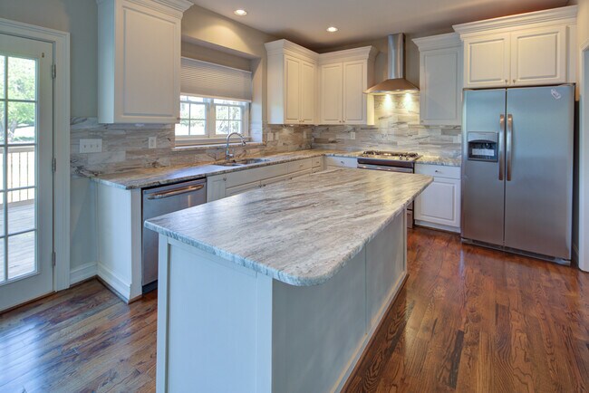 Building Photo - 5513 Laurel Ridge Drive