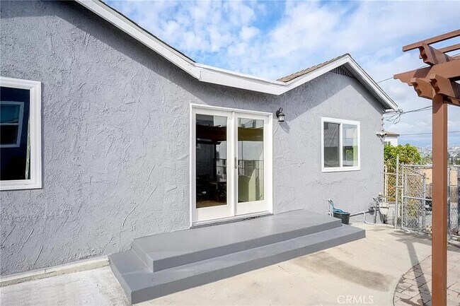 Foto del edificio - 625 Brittania St