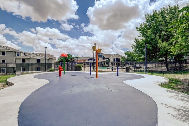 Building Photo - Eryngo Hills