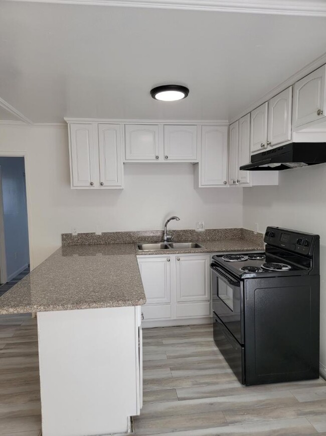 Foto del edificio - 10162 Hillhaven Ave