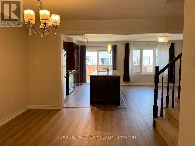 Photo du bâtiment - 608 Bluegill Ave