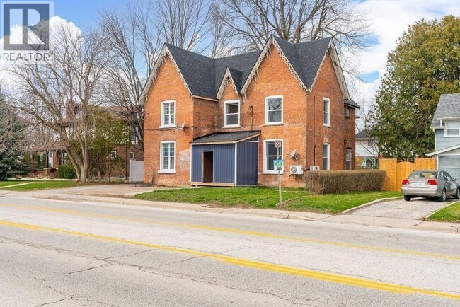 Building Photo - 131 Margaret Ave