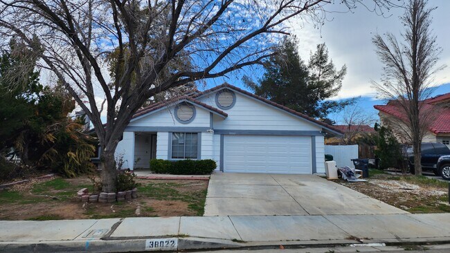 Foto del edificio - 38022 Rudall Ave