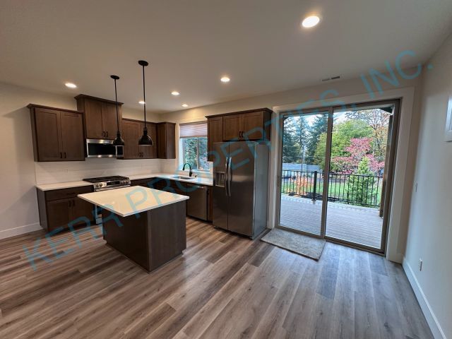 Foto del edificio - 39775 Pleasant St