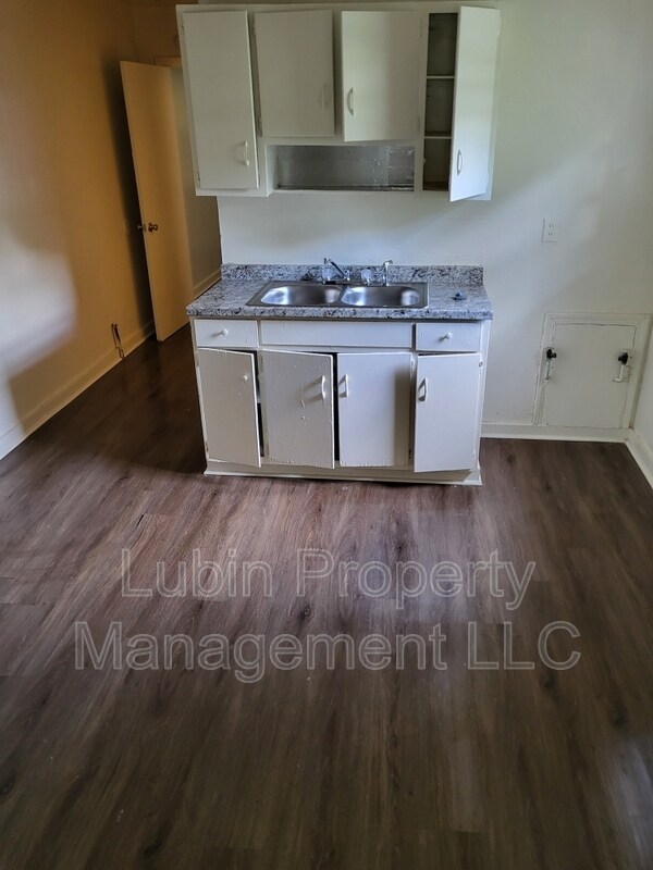 Foto del edificio - 2217 Clayton Ave