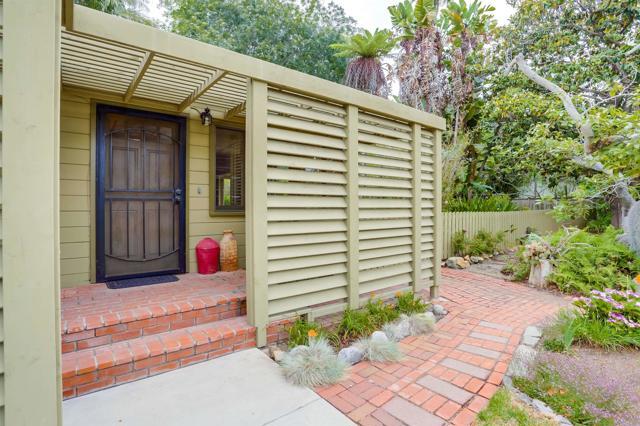 Foto del edificio - 647 Hymettus Ave