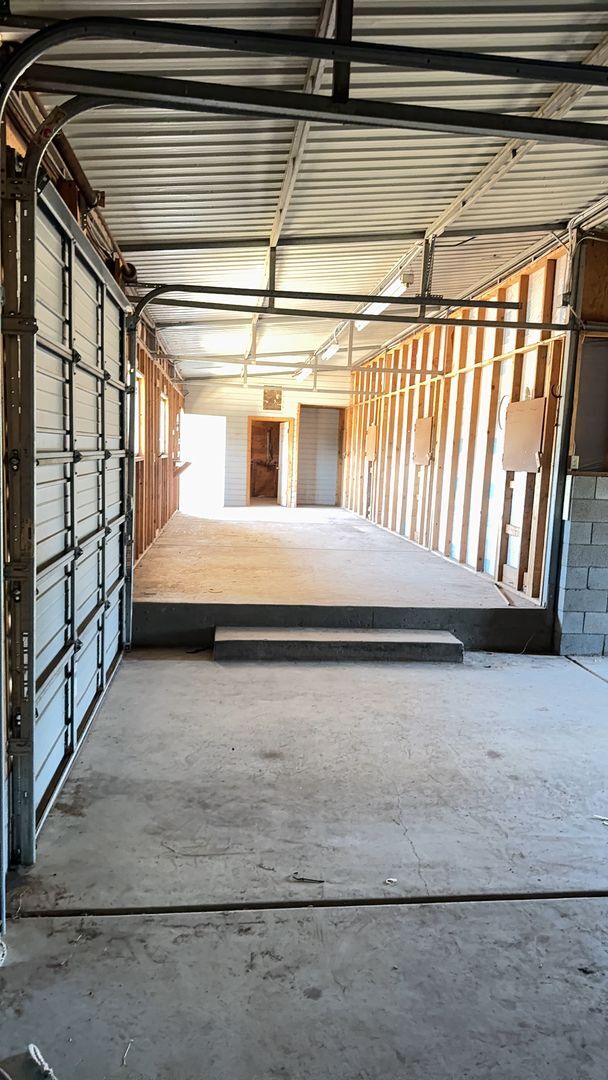Building Photo - 7015 Hutton Ranch Rd