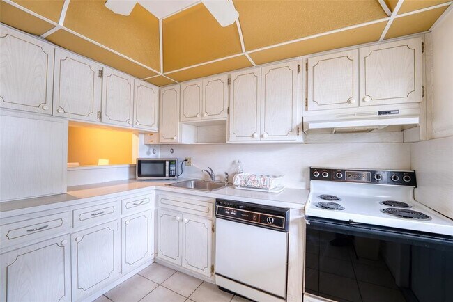 Foto del edificio - 4700 Washington St