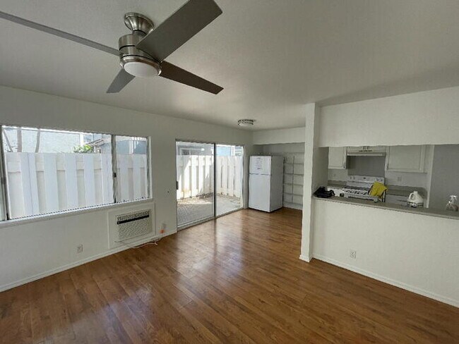 Foto del edificio - ALII COVE 3/2.5/2 garage, A/C, c-fan, W/D,...