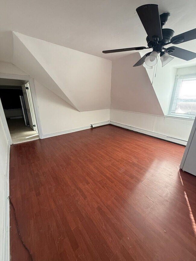 Foto del edificio - 6515 Rising Sun Ave