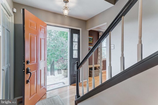 Building Photo - 8107 Bellona Ave