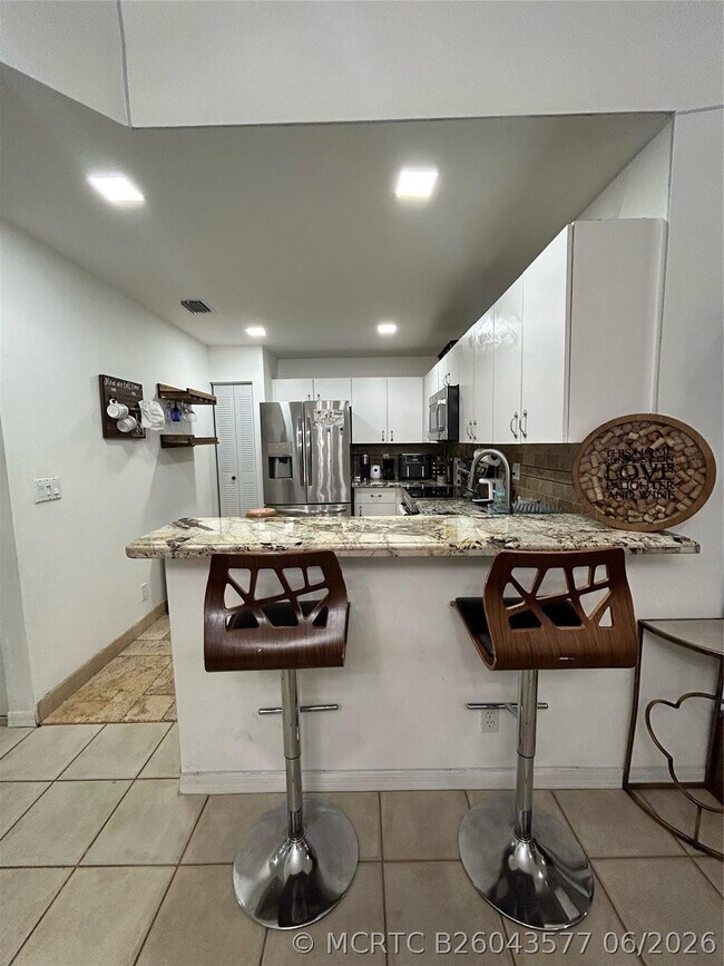 Foto del edificio - 11296 SW 17th Ct