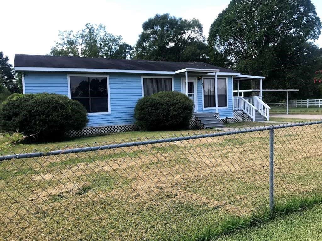 Primary Photo - 62 Laurel Ct