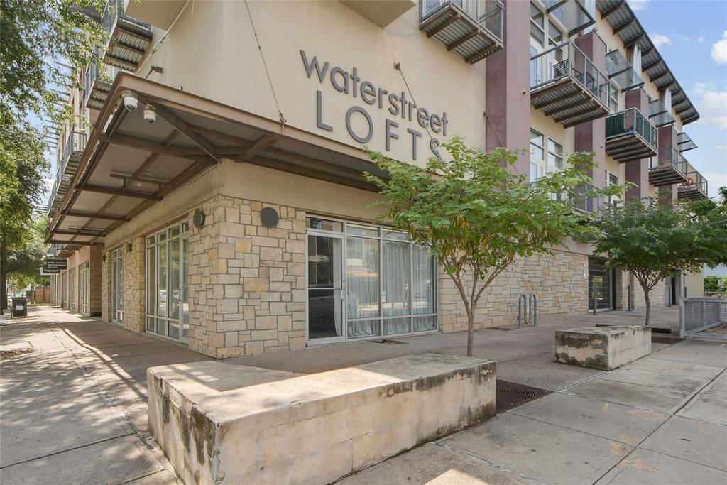 Foto principal - 1601 E Cesar Chavez St