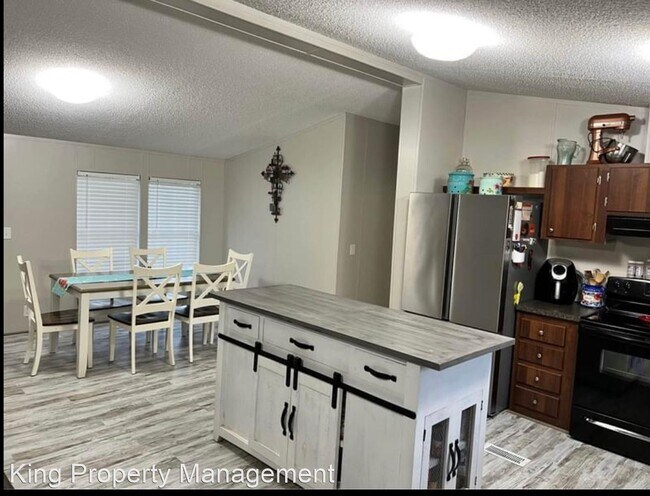 Building Photo - 3 br, 2 bath House - 711 Wellington Rd