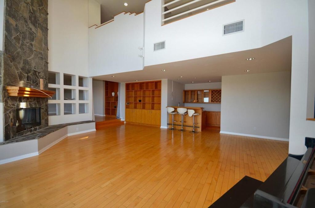 Primary Photo - 5009 Cerrillos Dr