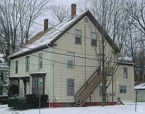 Building Photo - 34 Seavey St