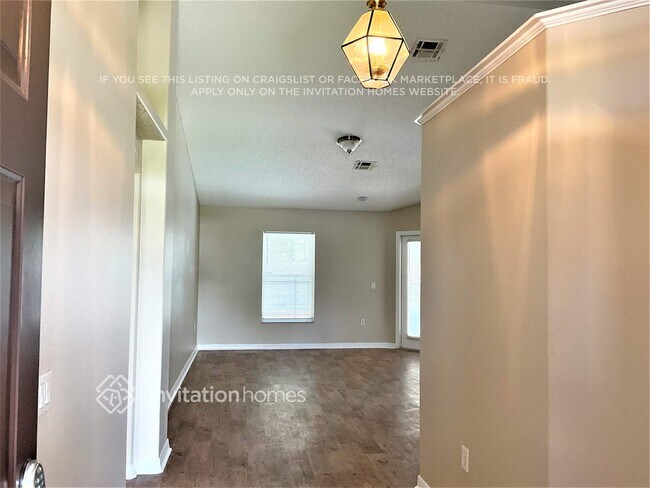 Building Photo - 317 Clermont Dr
