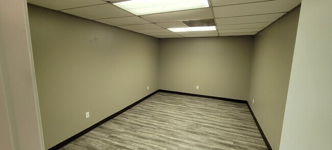 Building Photo - 2212 5th Way Cir NW