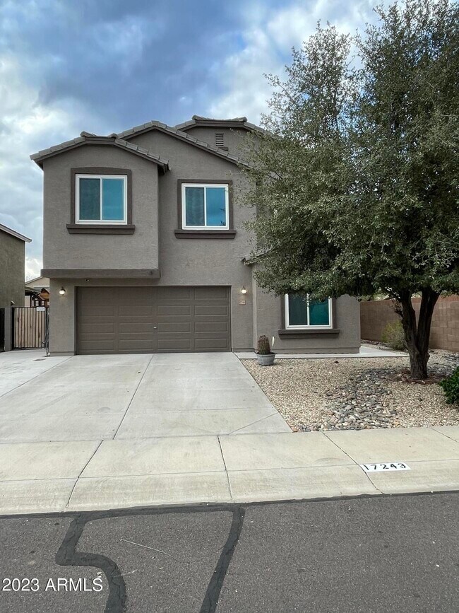 Foto del edificio - 17243 W Maui Ln