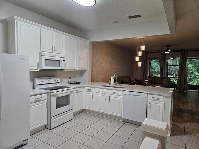 Foto del edificio - 5166 Hawkstone Dr