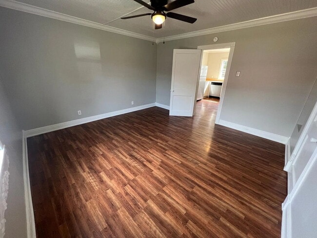 Foto del edificio - 142 Mimosa Pl