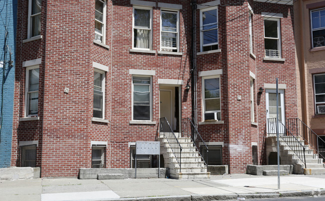 Building Photo - 25 Elberon Pl