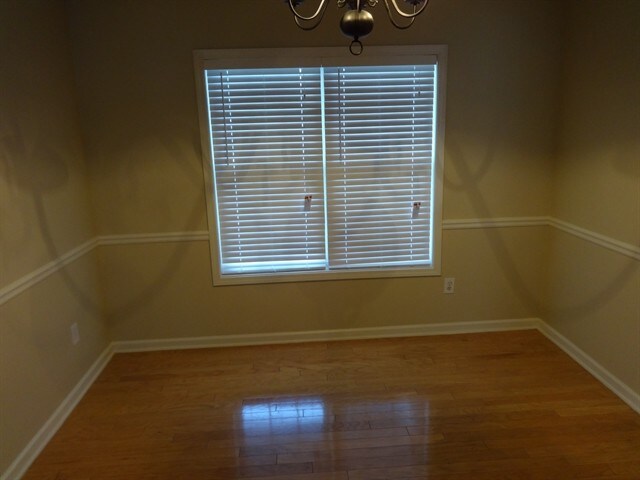 Building Photo - 821 Beranda Cir