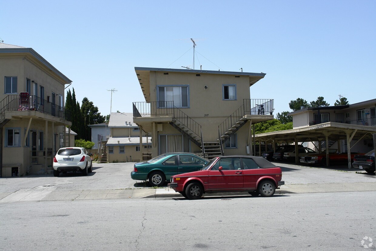 Foto del edificio - 317 6th Ave
